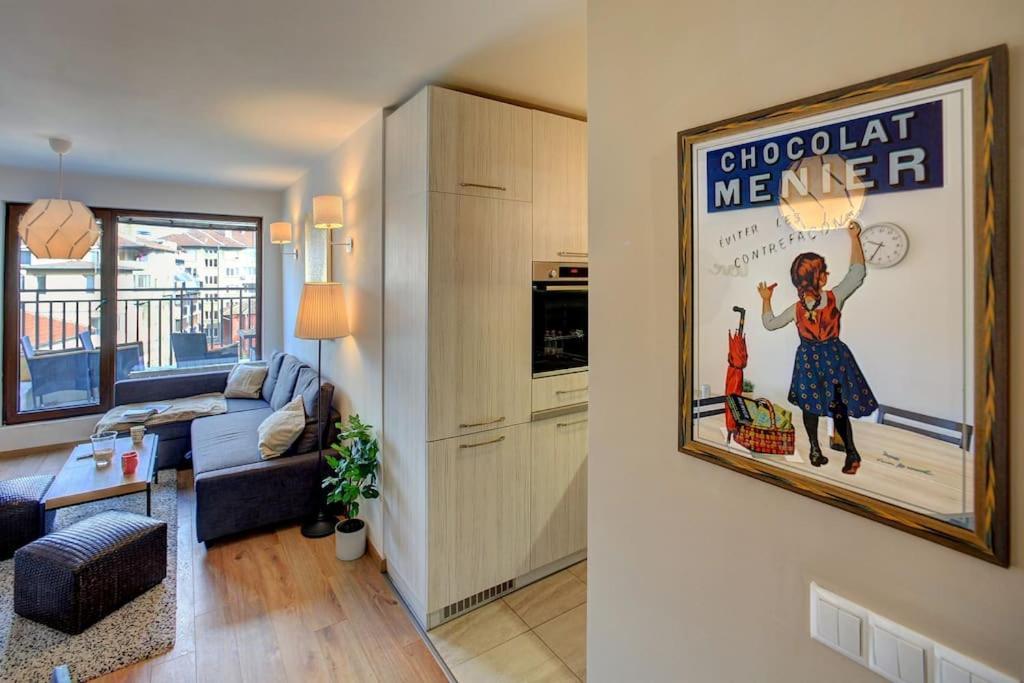 Spacious Home Office With Secure Garage In Sofia Eksteriør billede